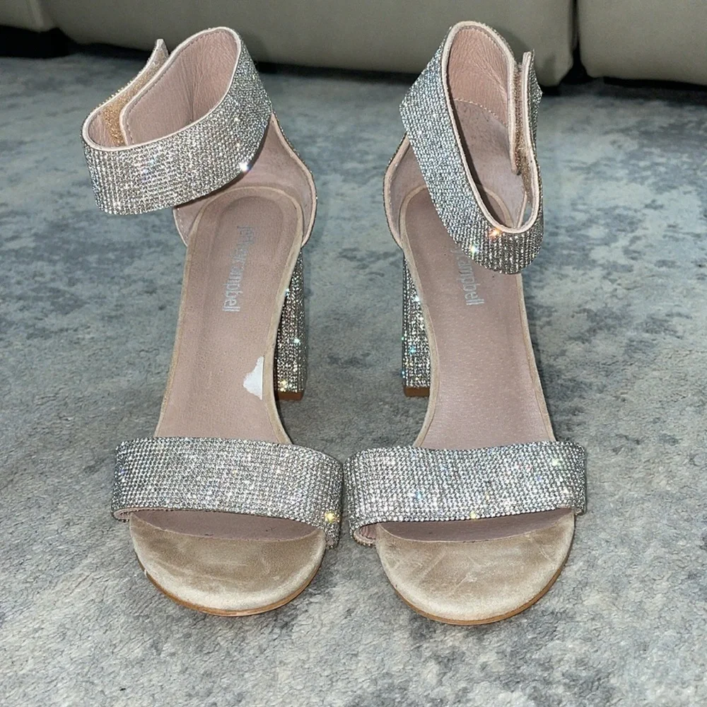 Jeffrey Campbell Kassidy Heels Sparkle Crystals Silver Party Glam NYE Sz 7